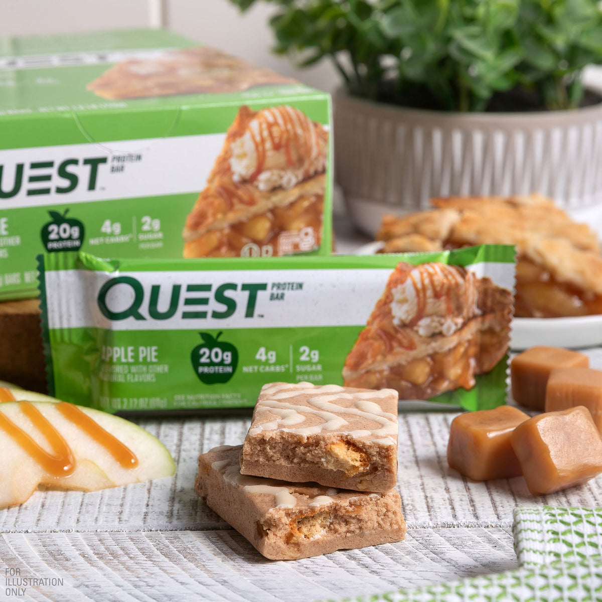 apple-pie-protein-bars-h5 qst-000647-apple-pie-protein-bars_4.jpg